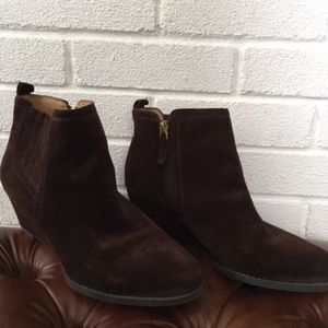 Franco Sarto Bootie in Brown Suede, Size 8.5